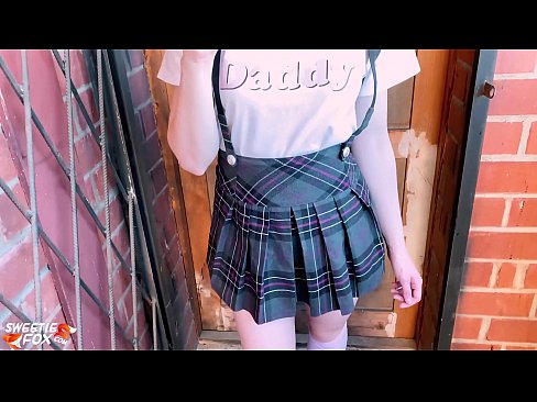 ❤️ L'escola es xucla la polla profundament i la folla en lloc de les classes. ❤❌ Porno a nosaltres ❤