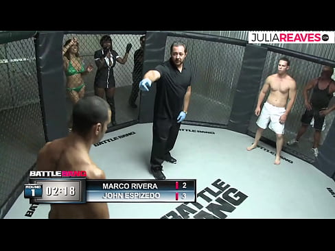 ❤️ Ultimate Fighter es folla a una noia número just després d'una baralla al ring ❤❌ Porno a nosaltres ❤