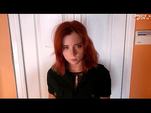 ❤️ La guàrdia de seguretat va castigar a una dona bonica per robar - Cum a la boca ❤❌ Porno a nosaltres ❤